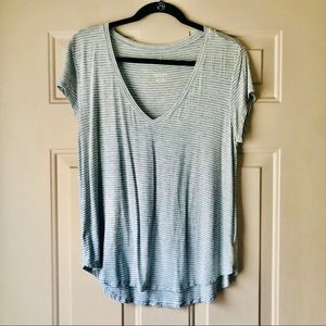 striped v-neck favorite T